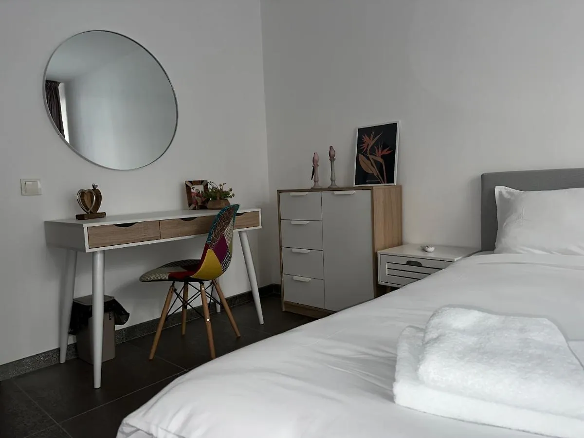 Xox Comfort Obregia Bukarest Rumänien
